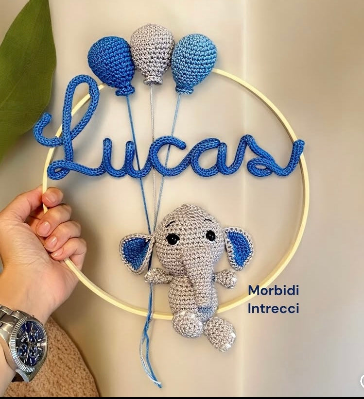 Elefante cerchio 1 nome max 8 lettere